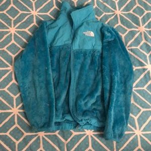 Very cozy North Face sweater used & good condition